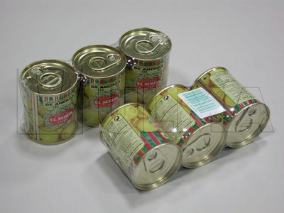 Empacado de agrupación de latas de aceitunas en flow pack