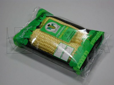 Empacado de mazorcas de maíz en charola en flow pack